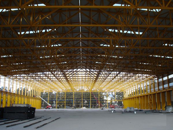 Αποθήκη πλέγματος ανοίγματος 65.00m στις εγκαταστάσεις της Χαλυβουργικής