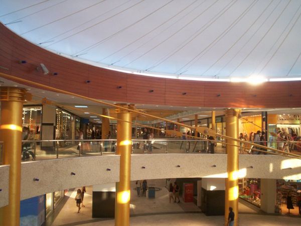 Εμπορικό και Ψυχαγωγικό Κέντρο